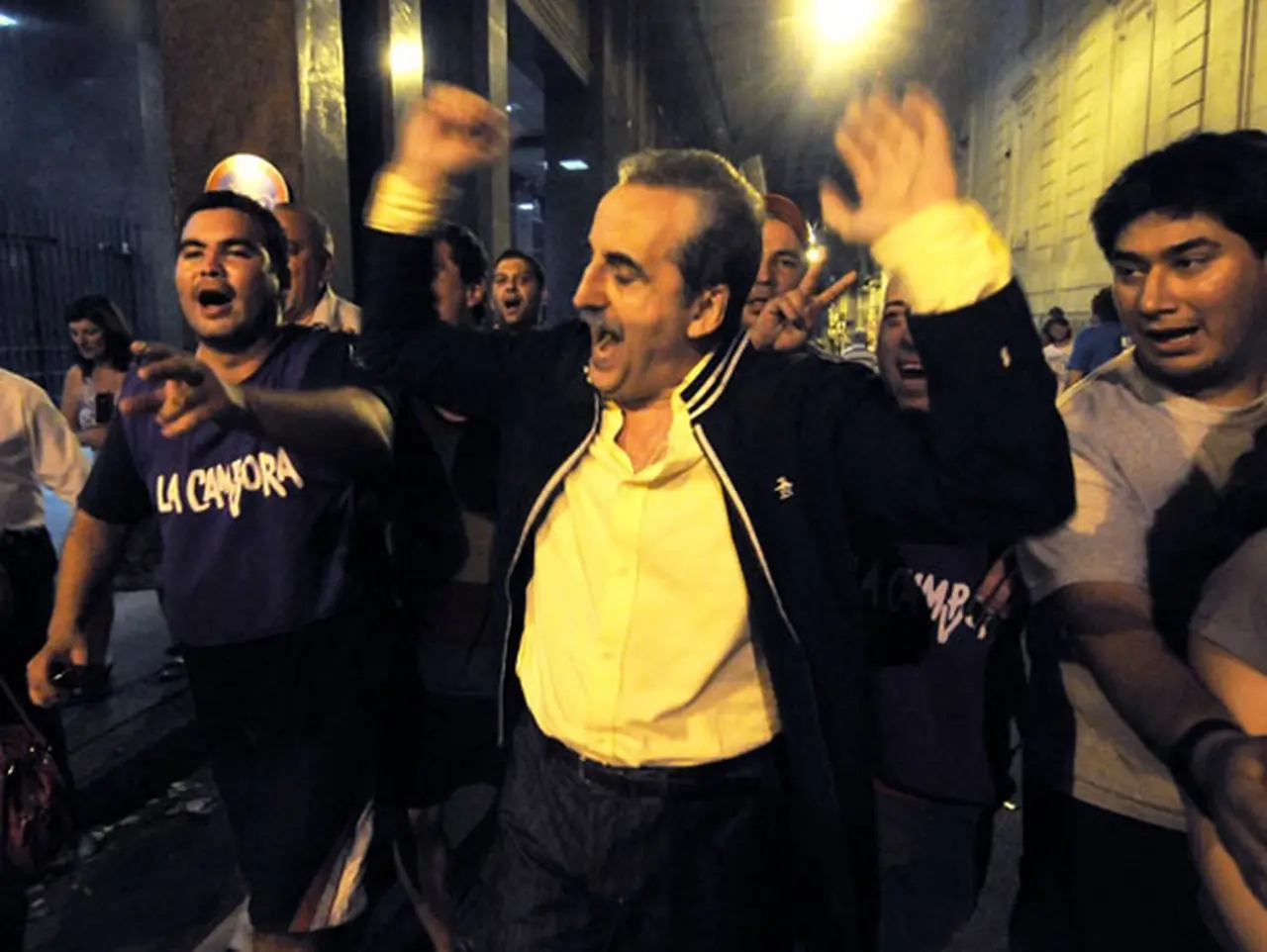 "Lo que toca, lo rompe", la cumbia repasa los "fracasos de Guillermo Moreno"
