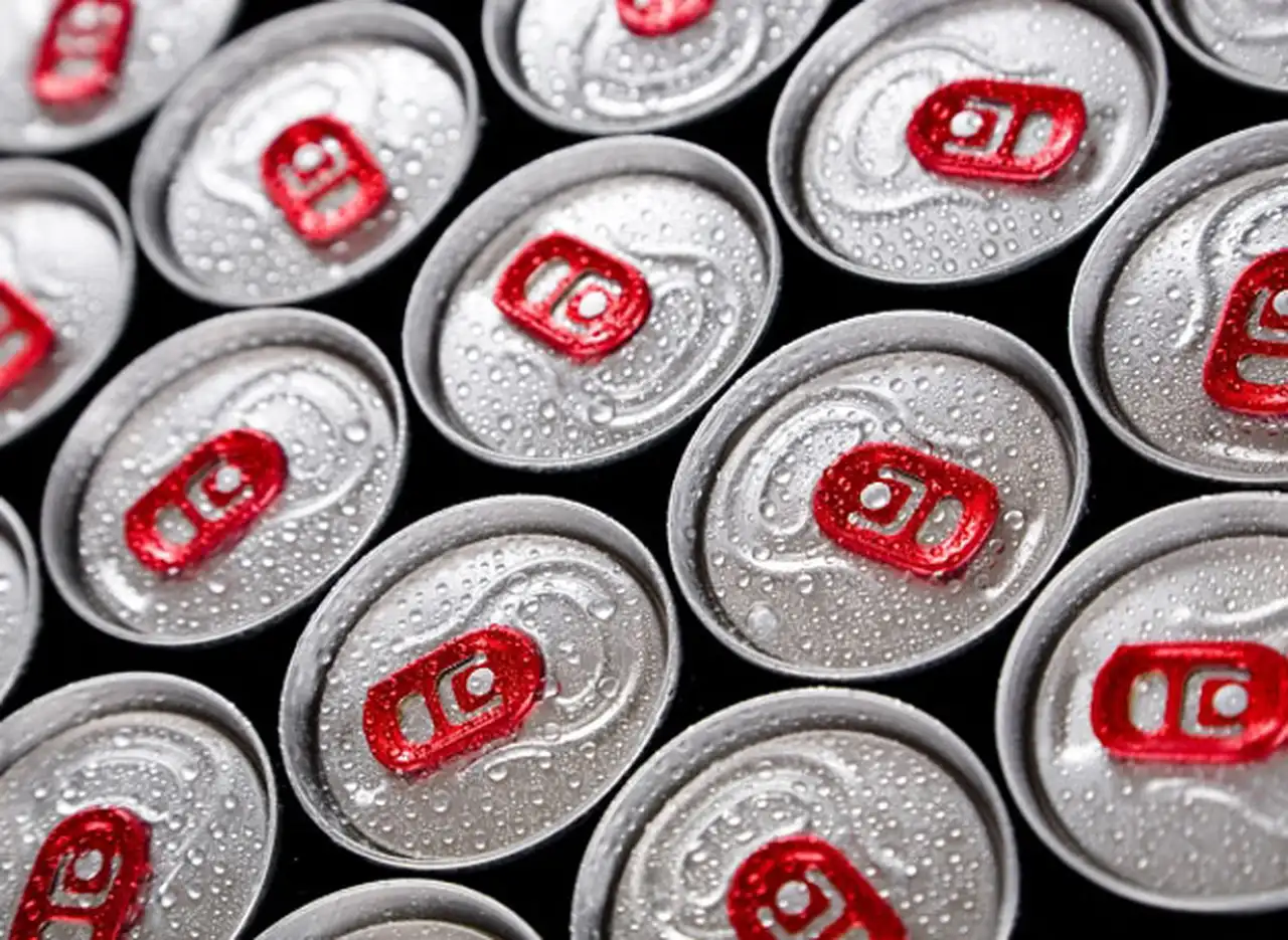 Nueva York, otra vez en guerra contra las bebidas energéticas y azucaradas