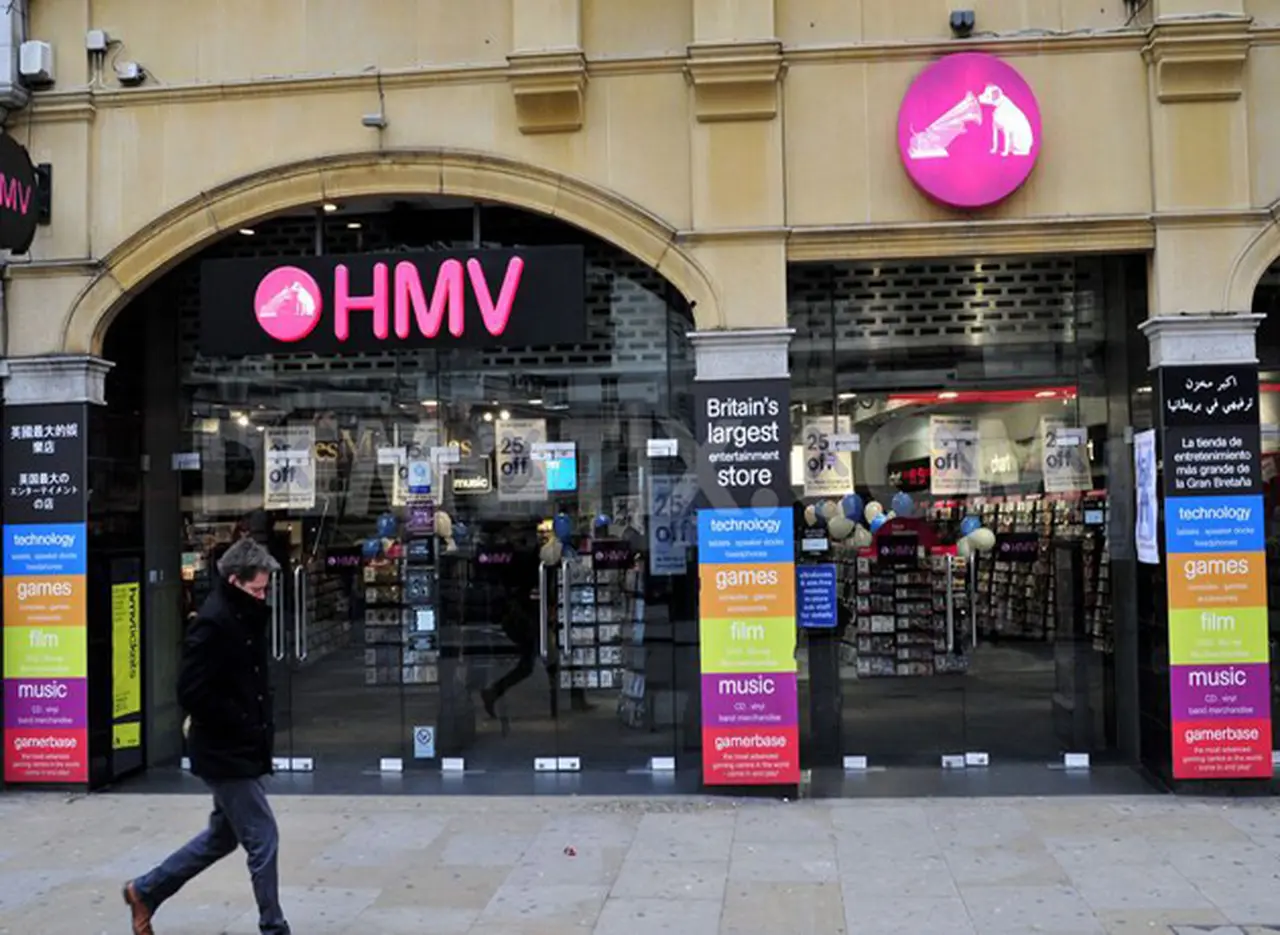 La cadena inglesa HMV cerrará 100 tiendas y despedirá a 1.500 empleados
