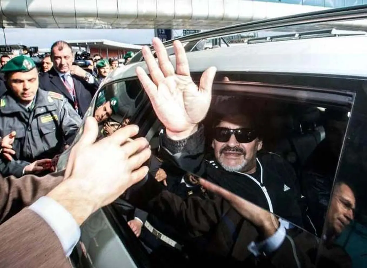 Diego Maradona le ganó un juicio a empresas chinas que usaron su imagen sin permiso
