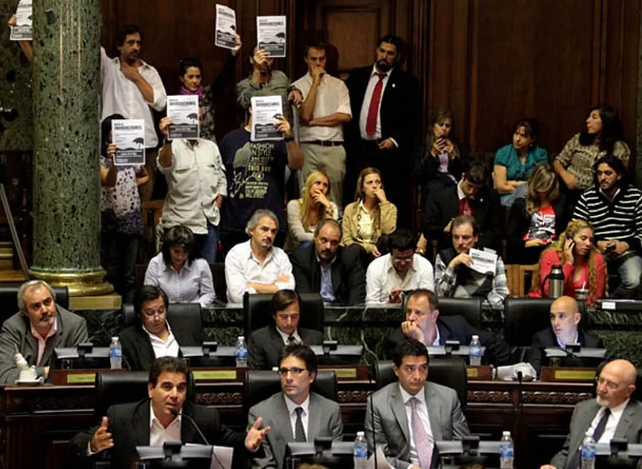 La Legislatura porteña aprobó beneficios para las ví­ctimas de la inundación
