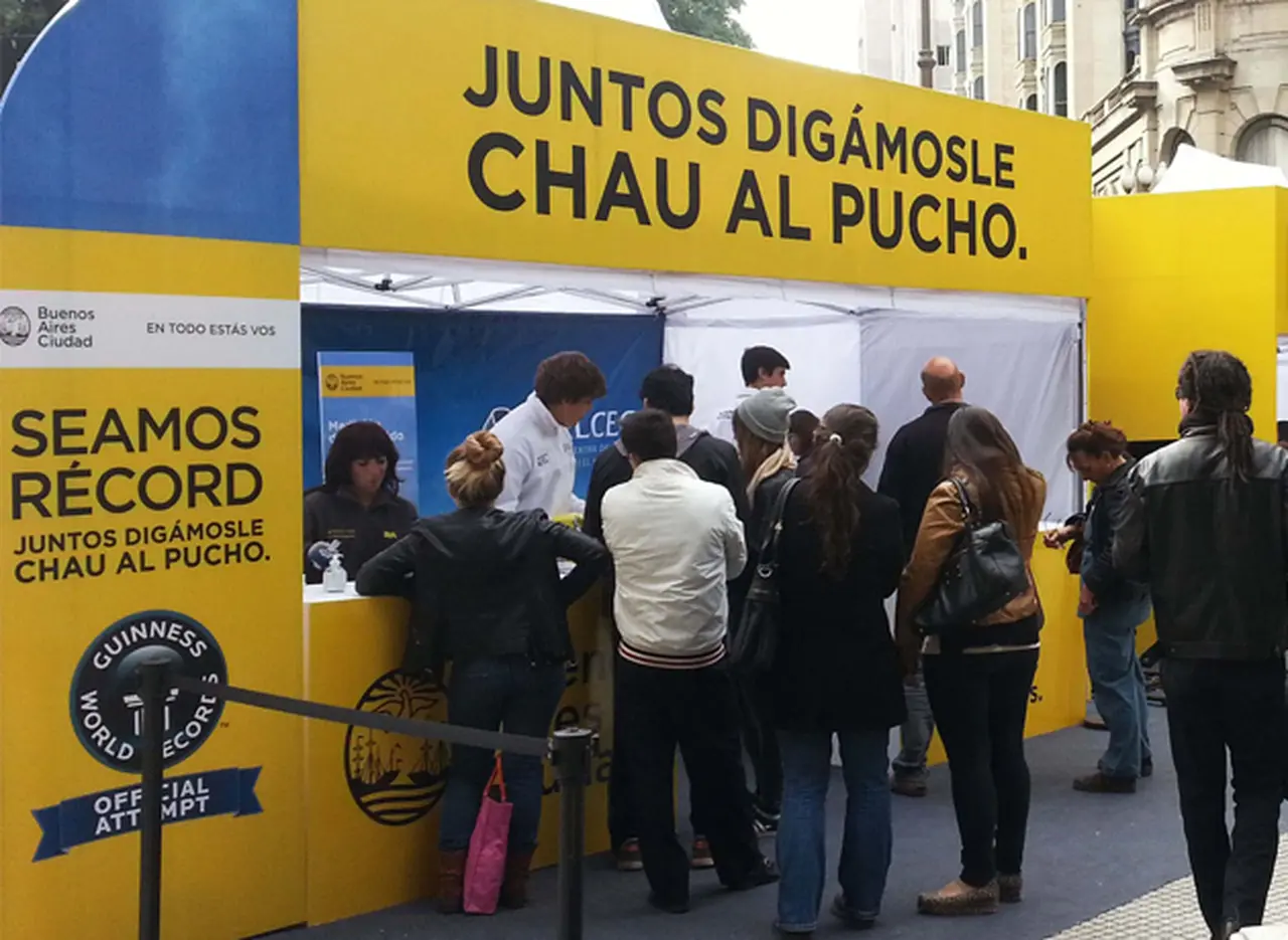 Buenos Aires entró en el libro de Récords Guinness en el "Dí­a mundial sin tabaco"