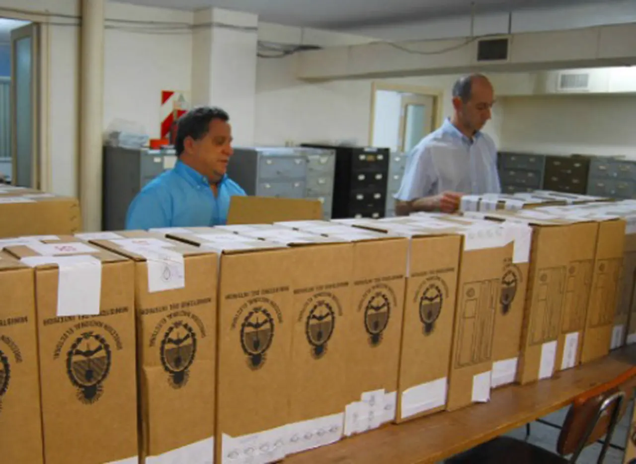 PASO: comenzó el escrutinio definitivo y no se prevén cambios en los resultados