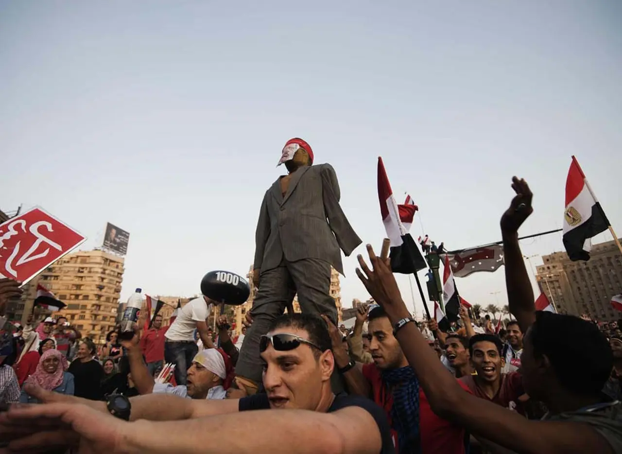 Golpe de Estado en Egipto: las Fuerzas Armadas desplazan a Mohamed Mursi y suspenden la Constitución
