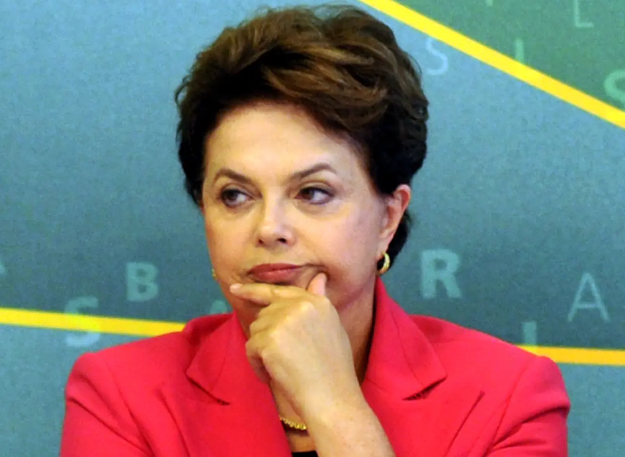 Tras las marchas en Brasil, la popularidad de Dilma cayó casi 25 puntos en un mes