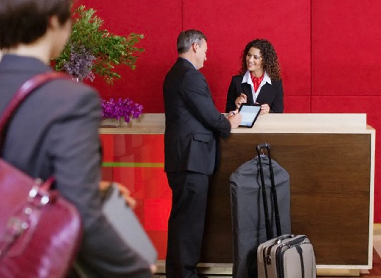 Dime de qué paí­s eres y te diré si estás entre los turistas que más gastan en hotelerí­a