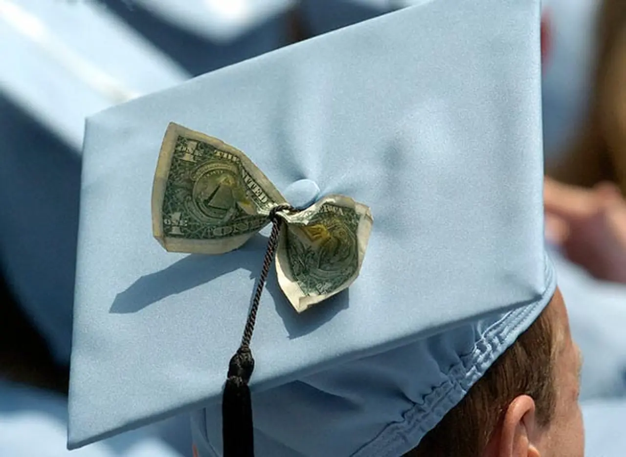 Dónde se gradúan los ejecutivos mejor pagos de Estados Unidos