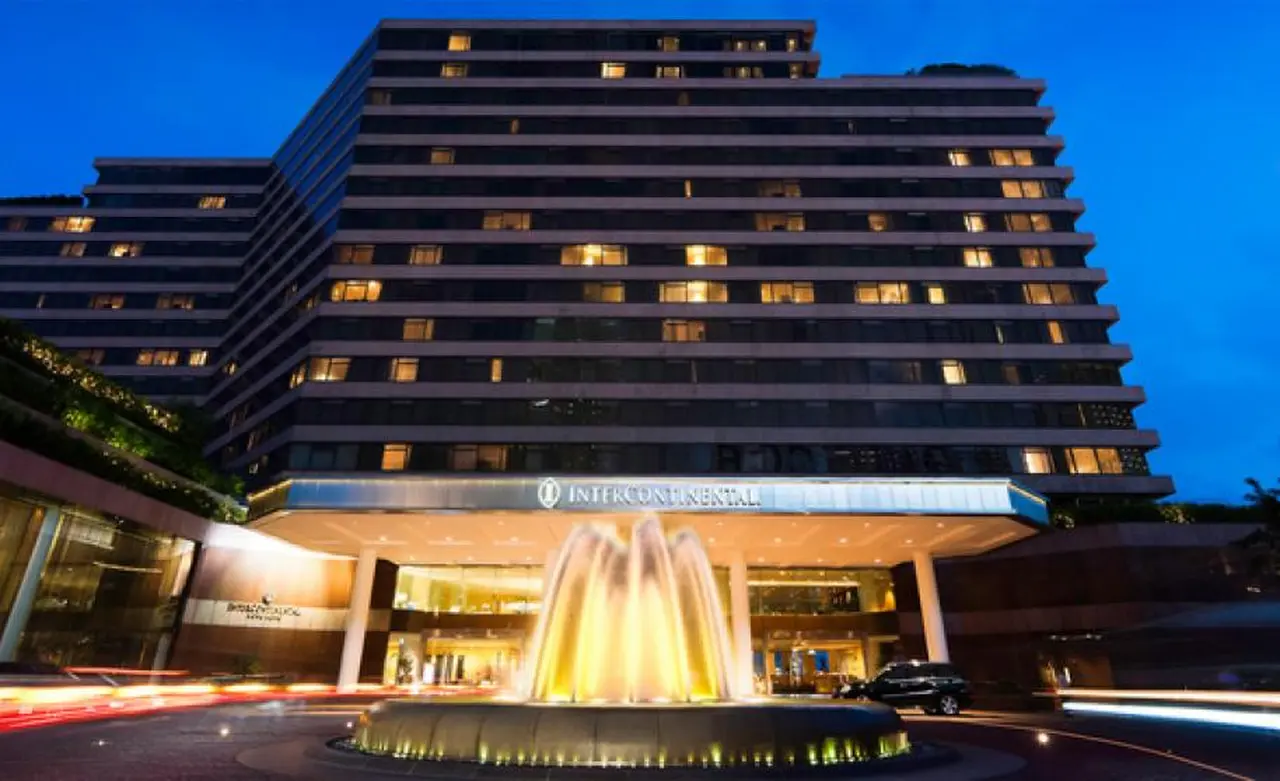  la actividad hotelera continuó mostrando signos de recuperación luego de la pandemia gracias al turismo doméstico, los incentivos del Gobierno y, en menor medida, de la afluencia de visitantes extranjeros y de la reanudación de los eventos corporativos.