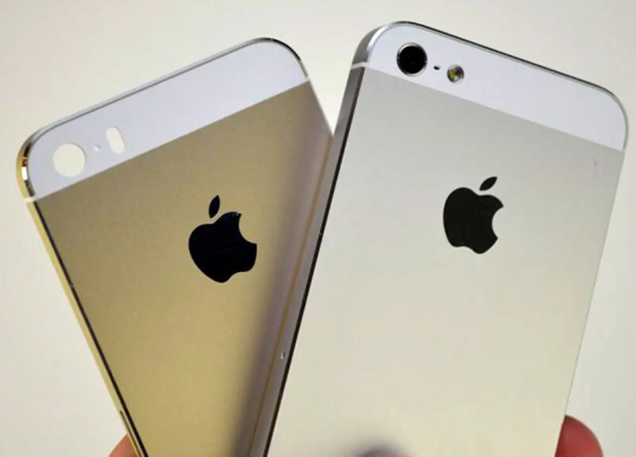 Apple detecta un fallo en la cámara traseras de algunos iPhone 6 Plus
