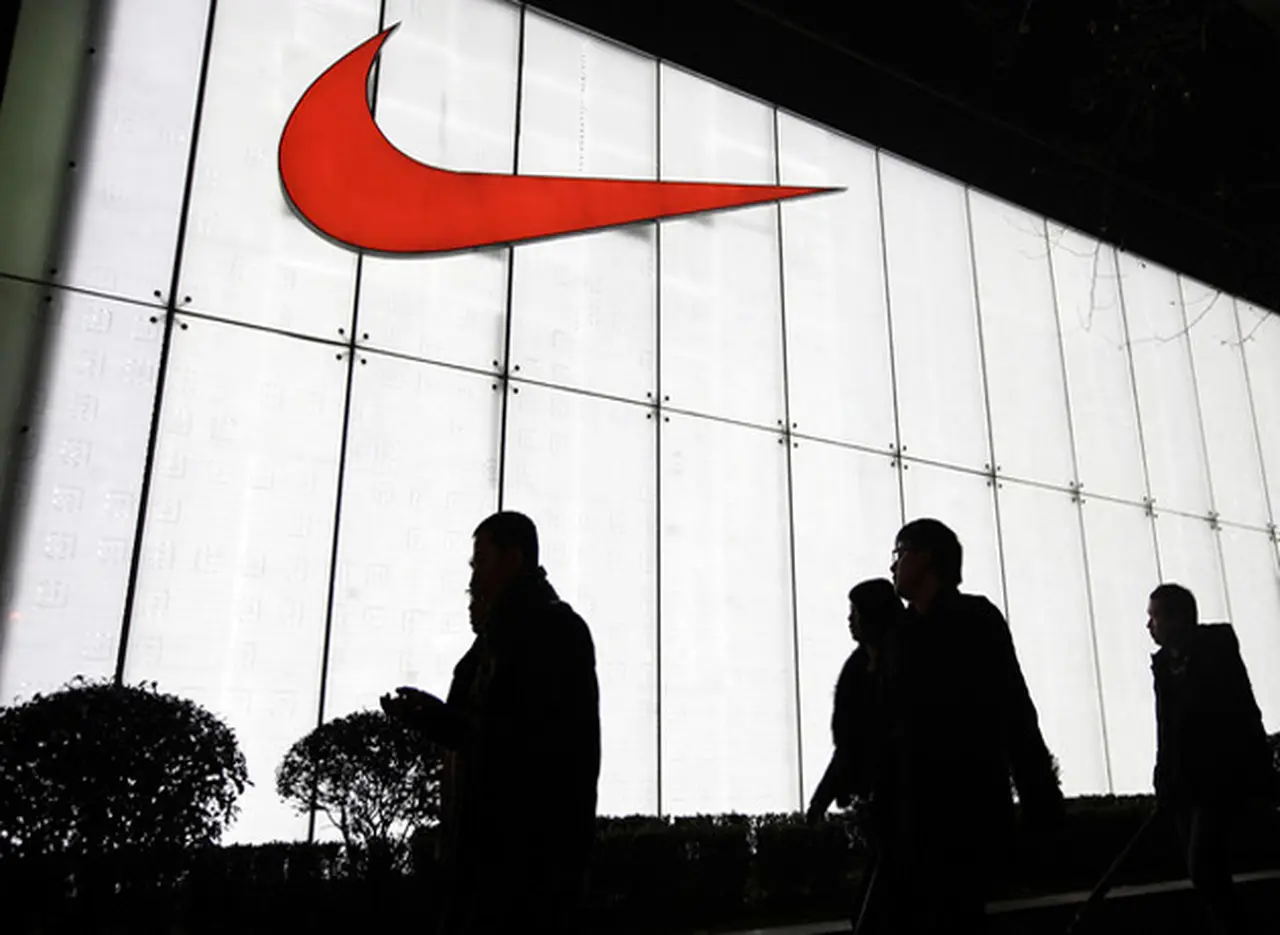 Nike "vuela" en Nueva York a horas de anunciarse que se sumará al Dow Jones