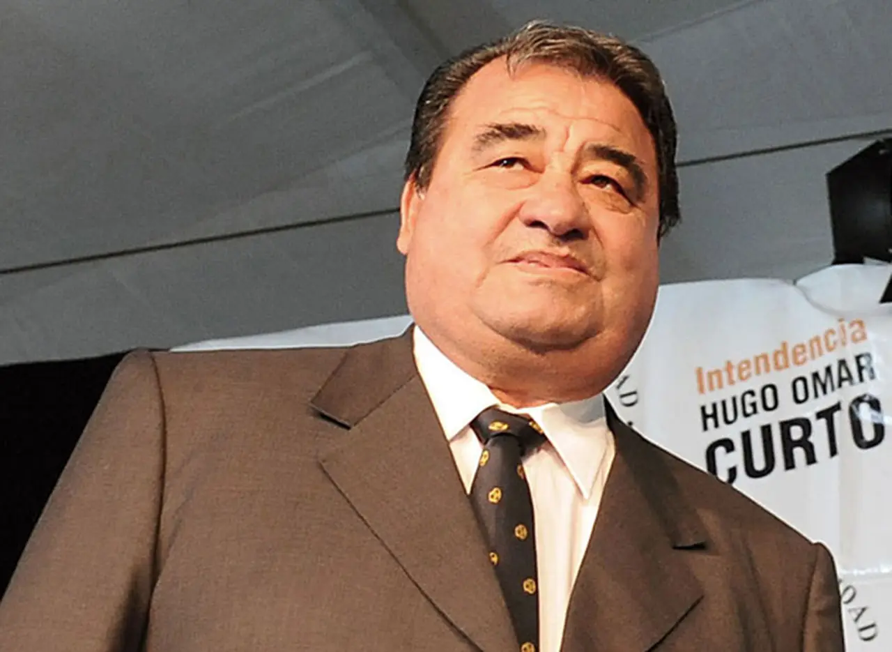 Curto: "Los travestis tienen una enfermedad, no es normal que un hombre sea una mujer"