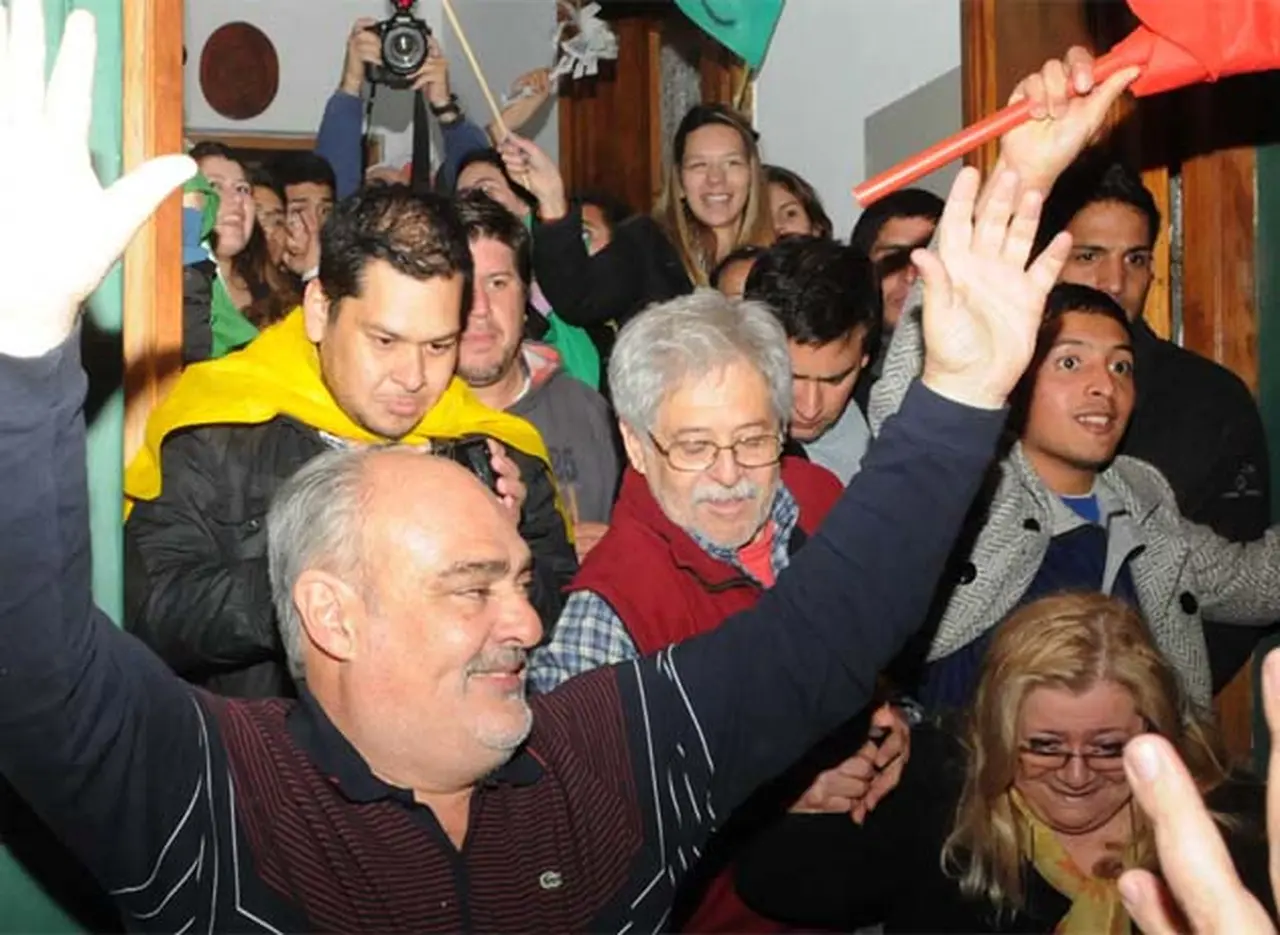 Corrientes: Colombi logró su reelección y le sacó cinco puntos de ventaja al candidato K