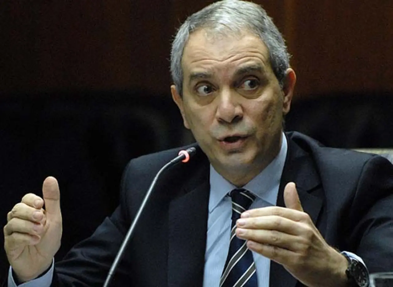 Julio Alak: "Cuando Moreno baja de algún avión, es de los funcionarios más aplaudidos"