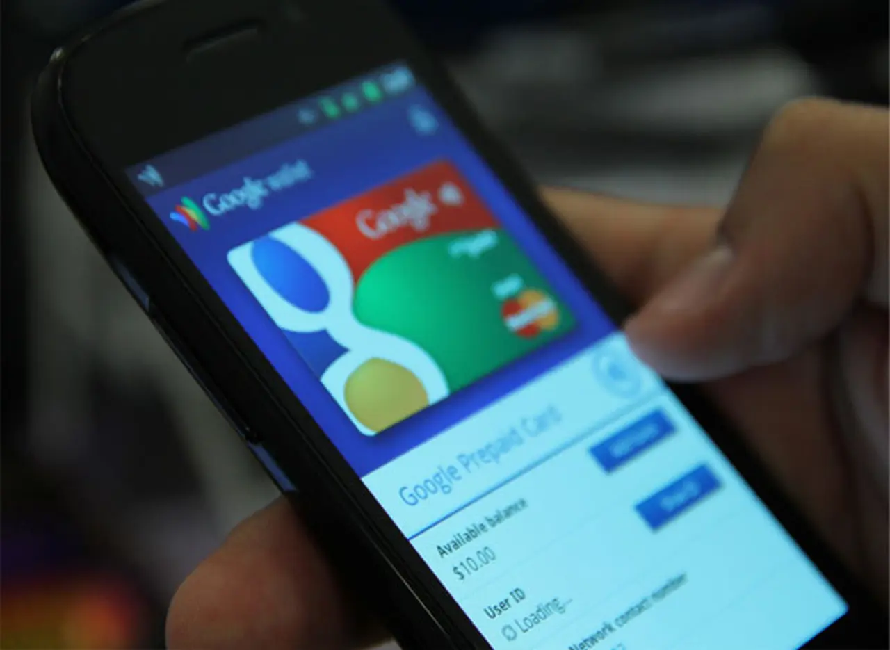 Google lanza "billetera" para iPhone que permite comprar con tarjeta de crédito y enviar dinero