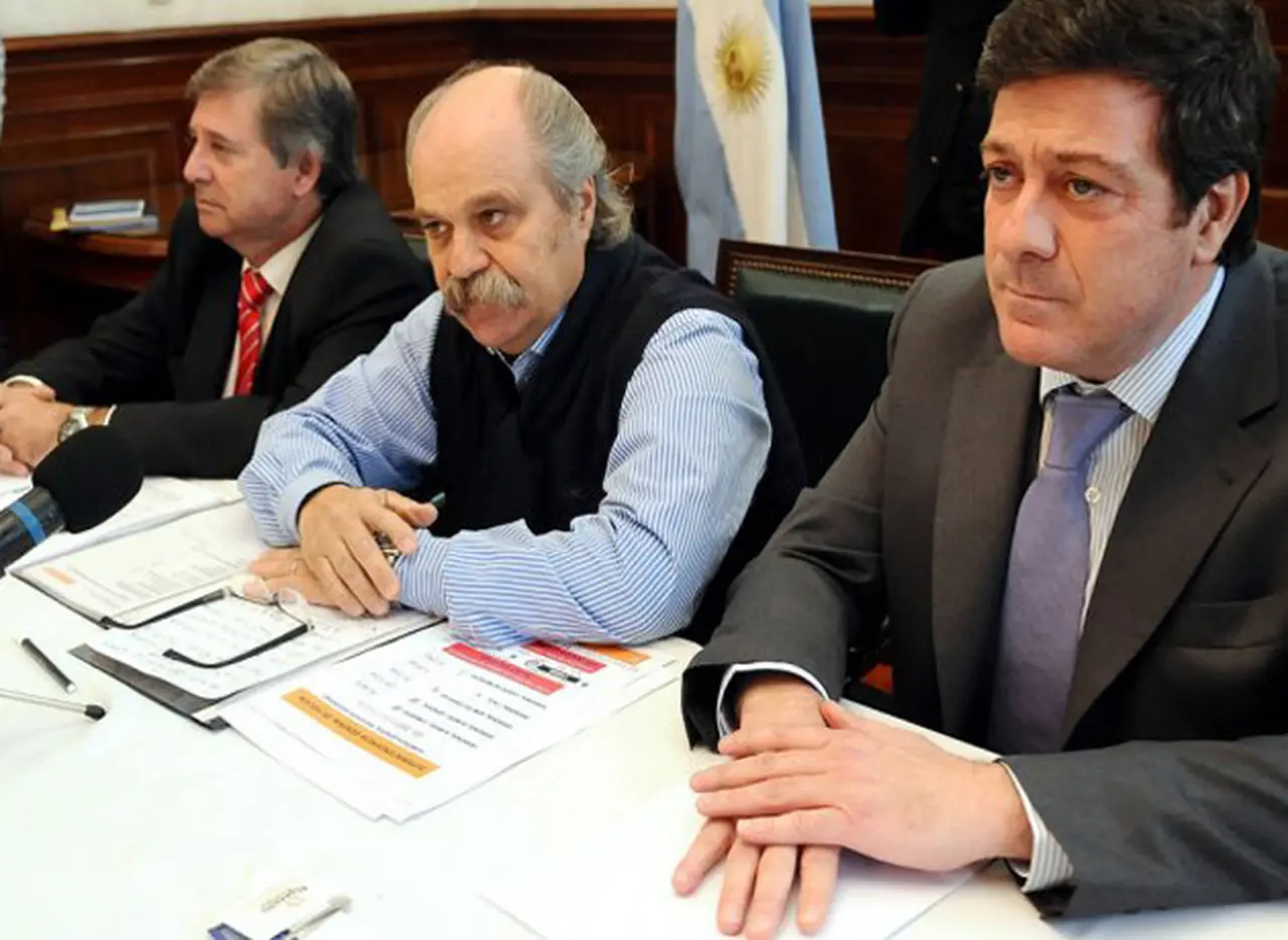El ministro de Seguridad bonaerense aseguró: "Soy fanático de las policí­as locales"
