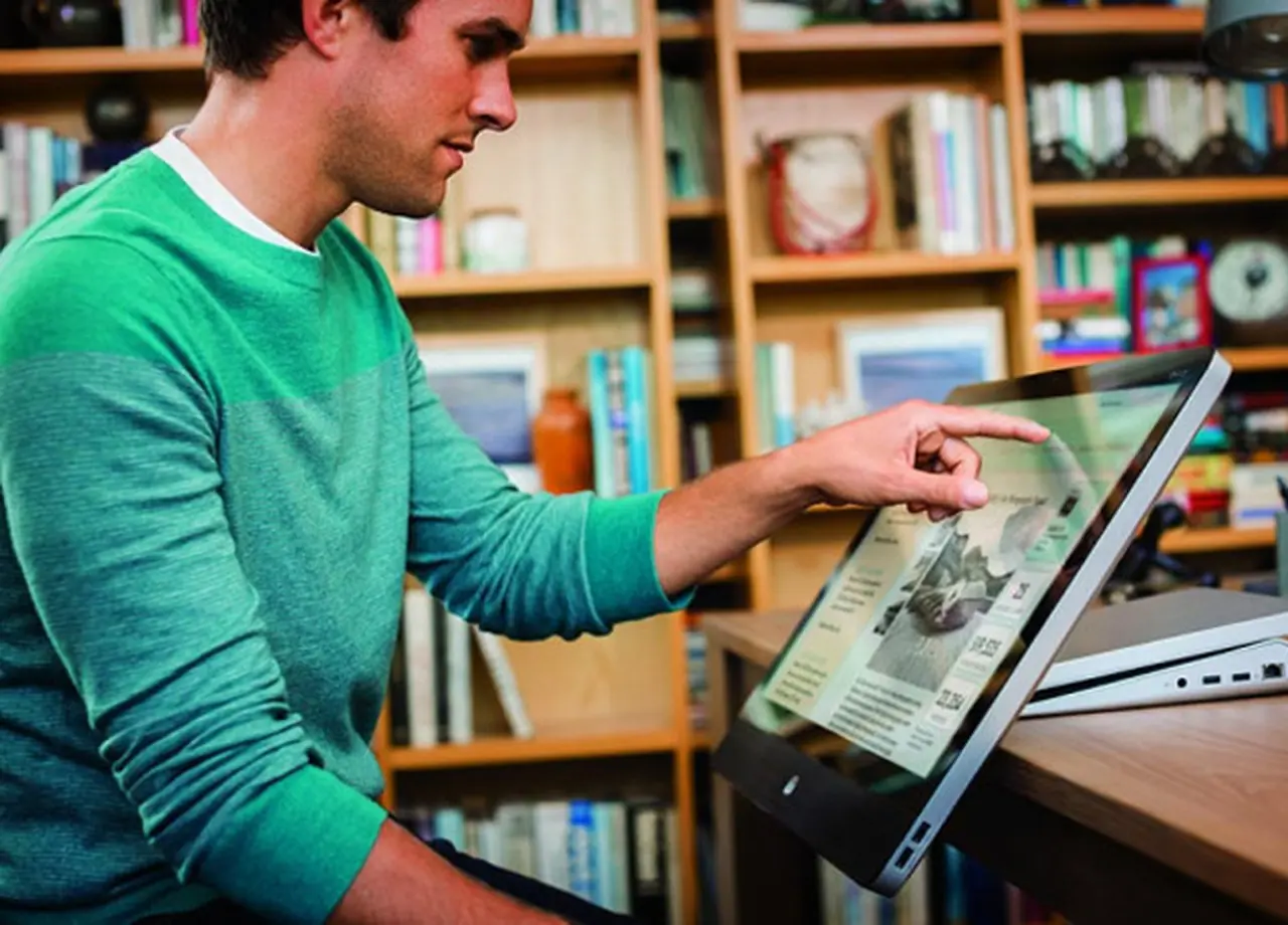 HP lanza computadoras "todo en uno" que se reclinan