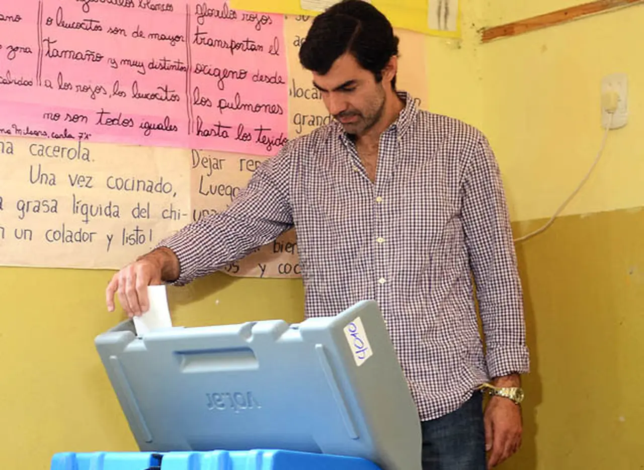 Salta estrenó voto electrónico y el PJ se impuso en las internas provinciales