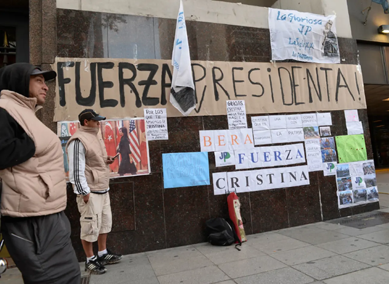 Las primeras palabras de la Presidenta luego de la operación: "Gracias a todos y todas"