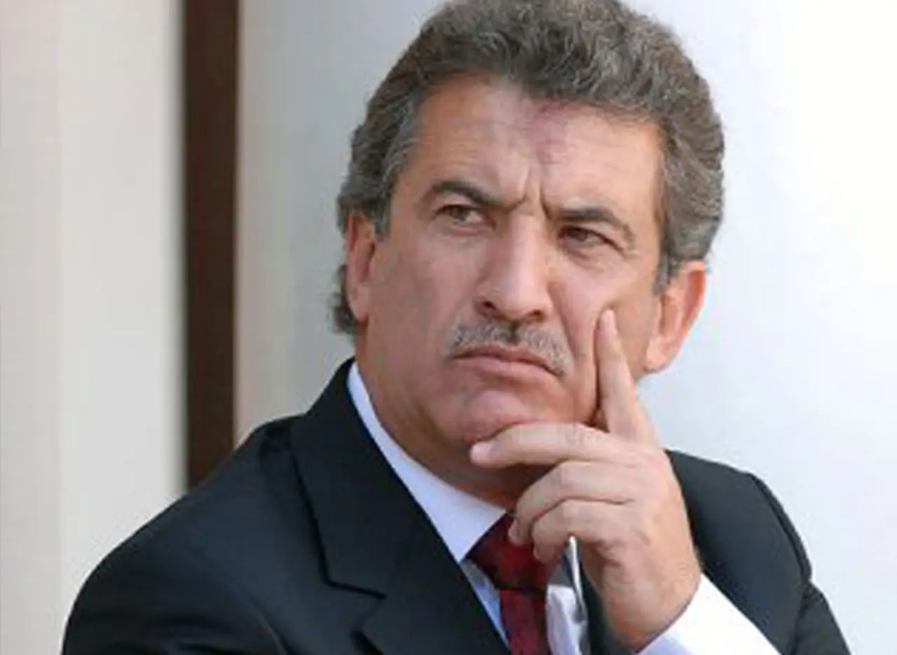 Urribarri propone firmar un acuerdo para "mantener en pie la economí­a"
