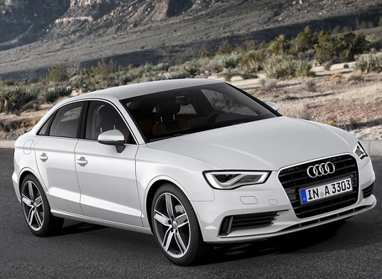 Lo que viene: el Audi A3 sedán se prepara para enfrentar al Mercedes Benz CLA