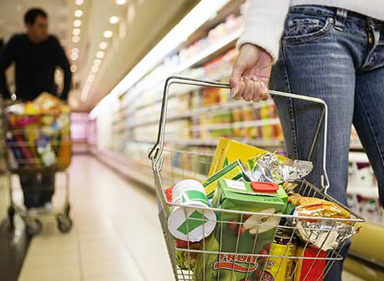 Por fuera del acuerdo de precios, los productos de la canasta subieron 5 por ciento