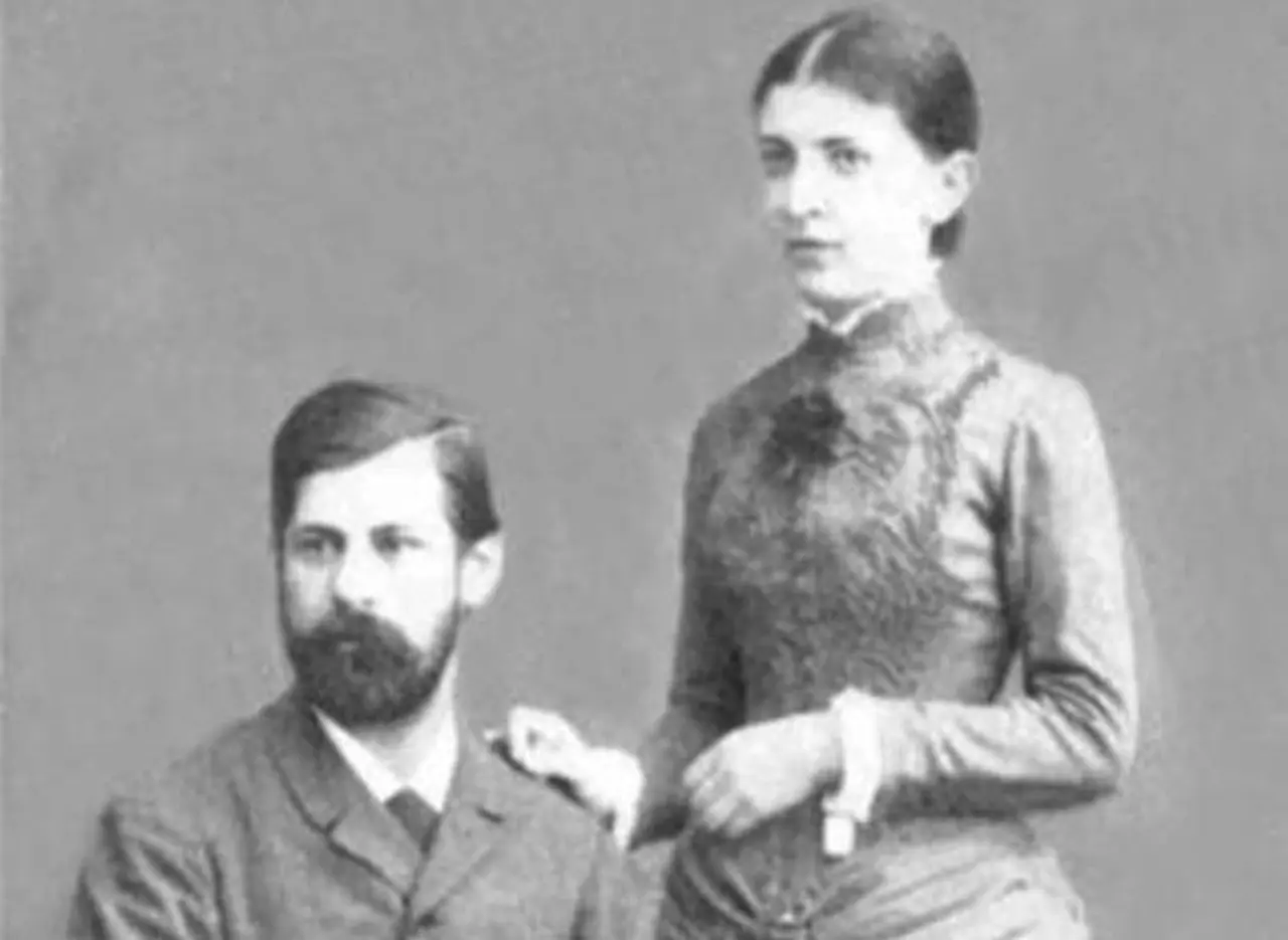 Delincuentes intentaron robar las cenizas de Sigmund Freud y su esposa