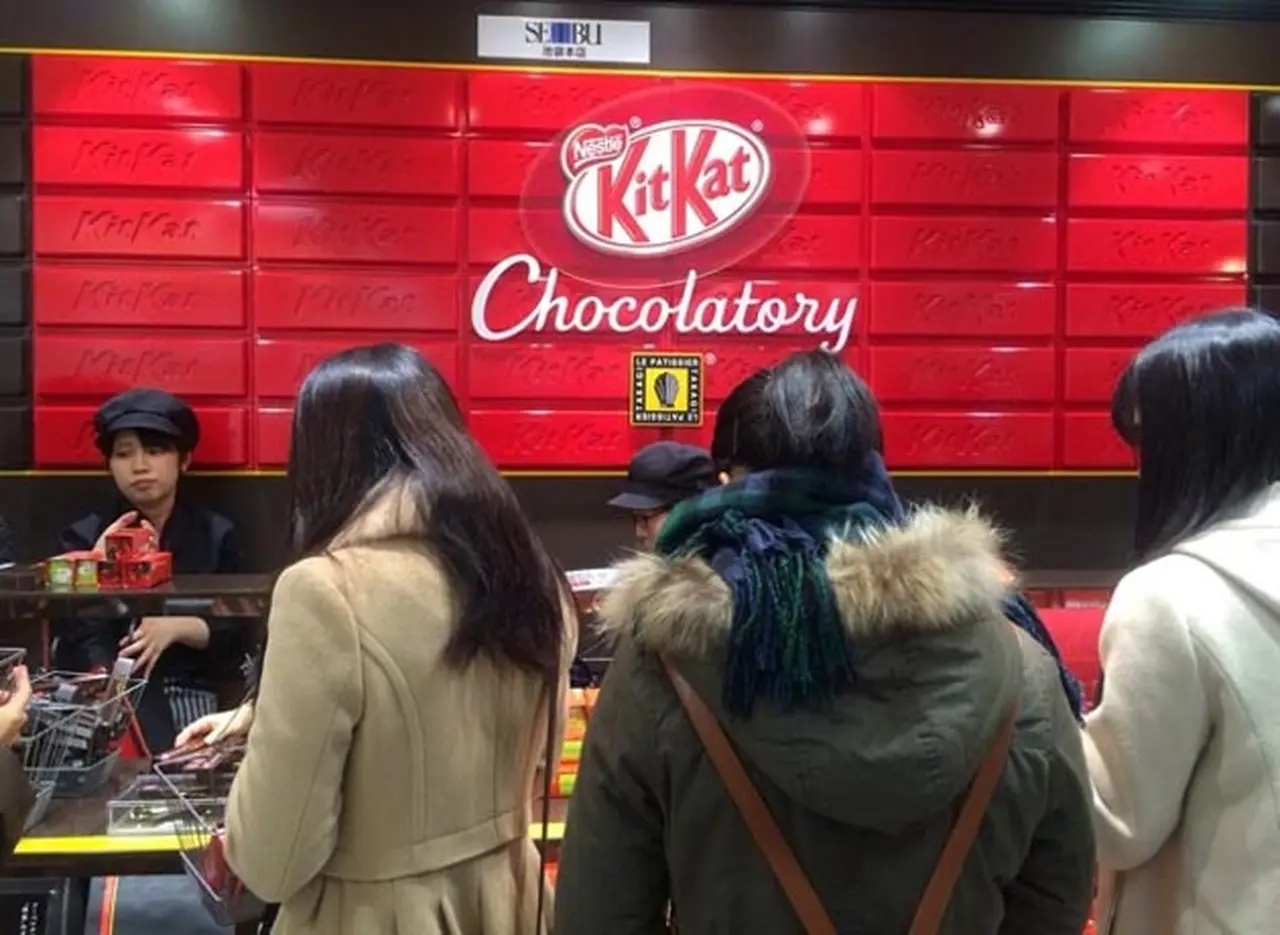 Nestlé abrió la primera chocolaterí­a exclusiva de su marca KitKat