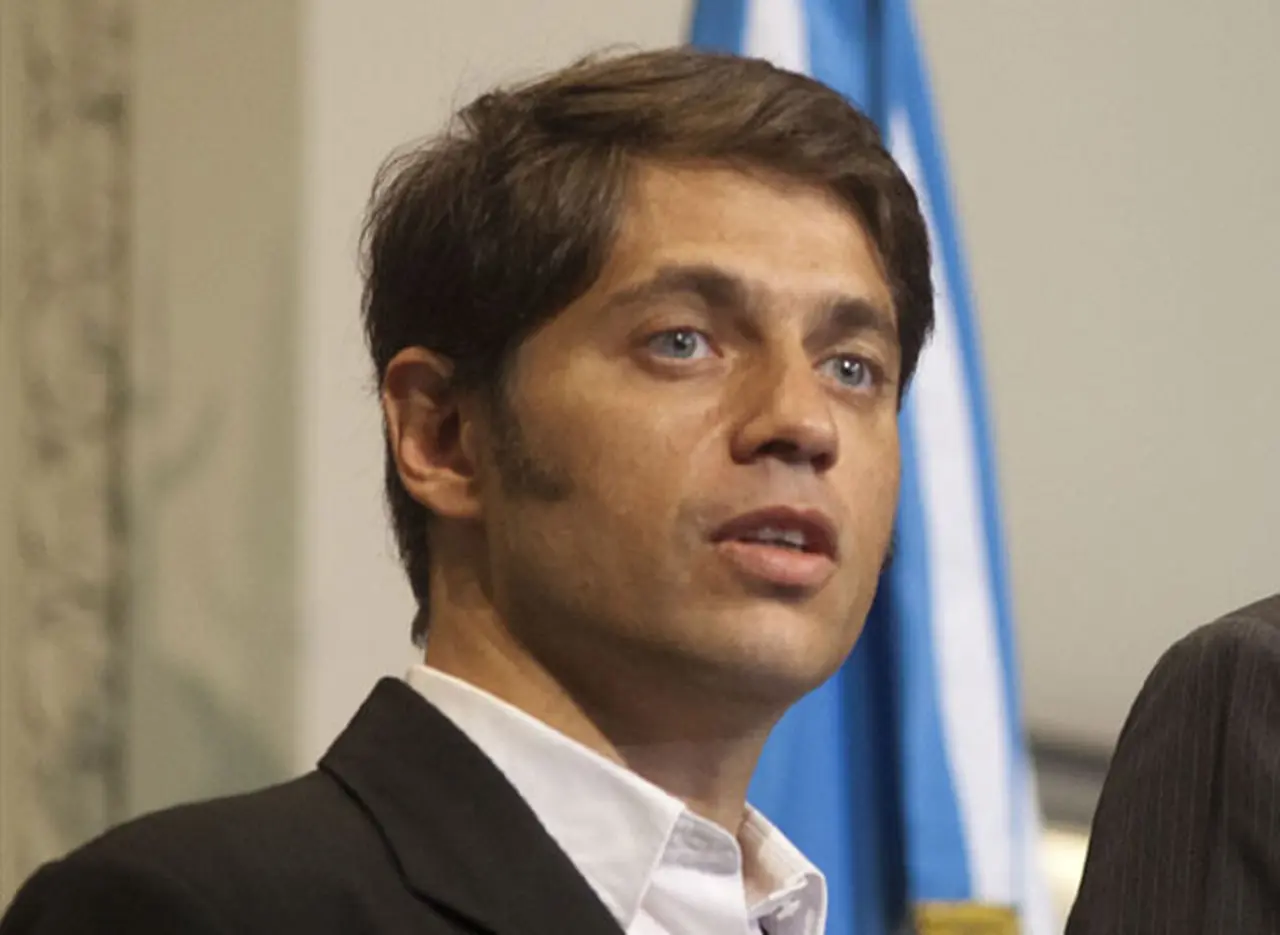 Empleados de Kicillof denuncian subas de 75% en el comedor del Ministerio