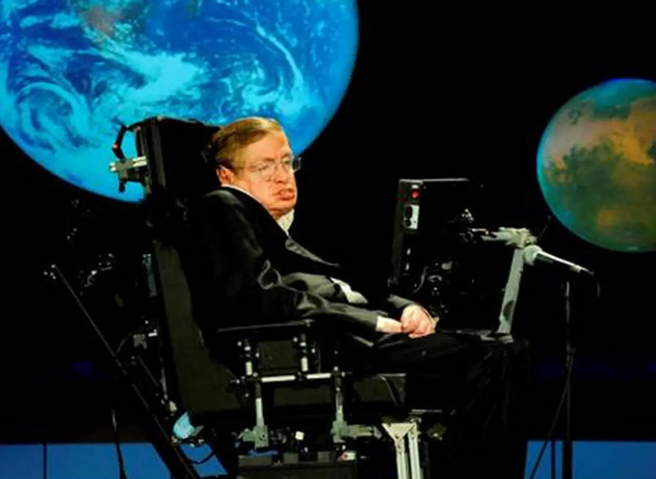Stephen Hawking: "Tendremos que abandonar la Tierra en 100 años"