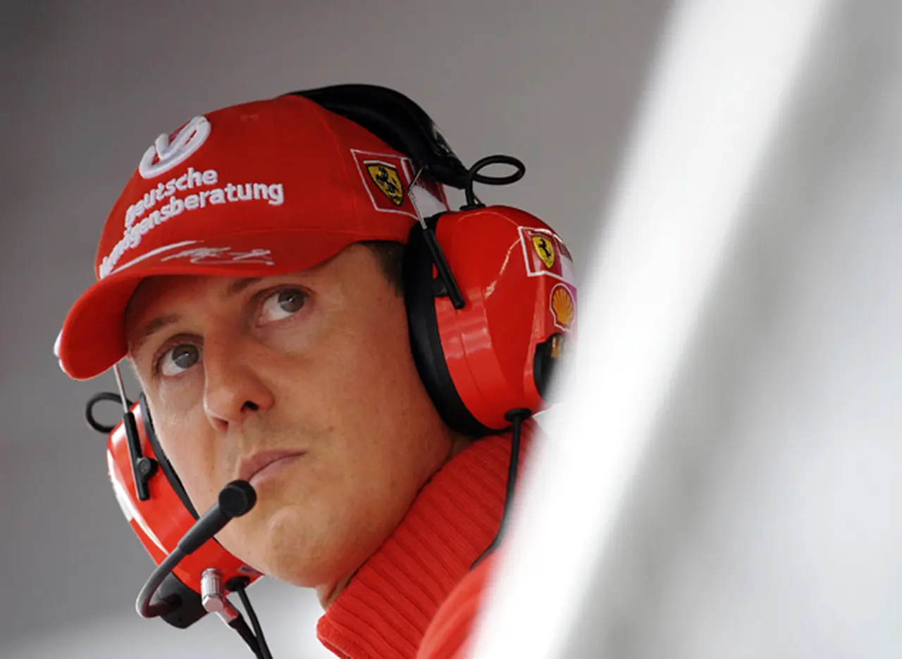 Schumacher, en silla de ruedas y sin poder hablar