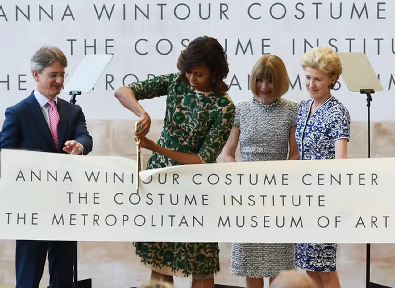 Michelle Obama inaugura el "Anna Wintour Costume Center" en Nueva York