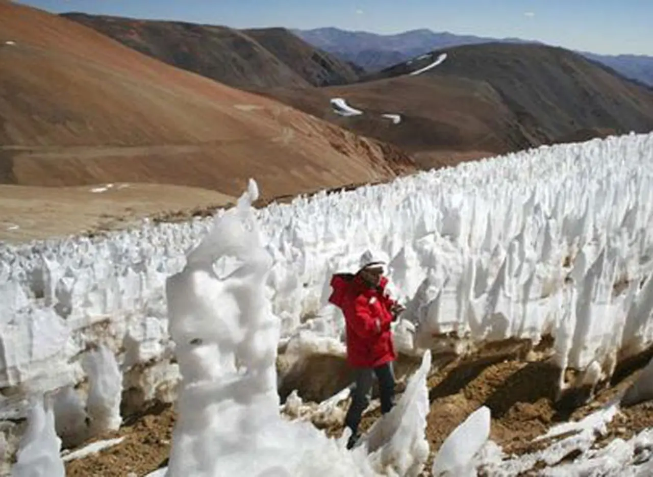 Barrick logra acuerdo inicial con comunidades indí­genas por polémico proyecto Pascua-Lama