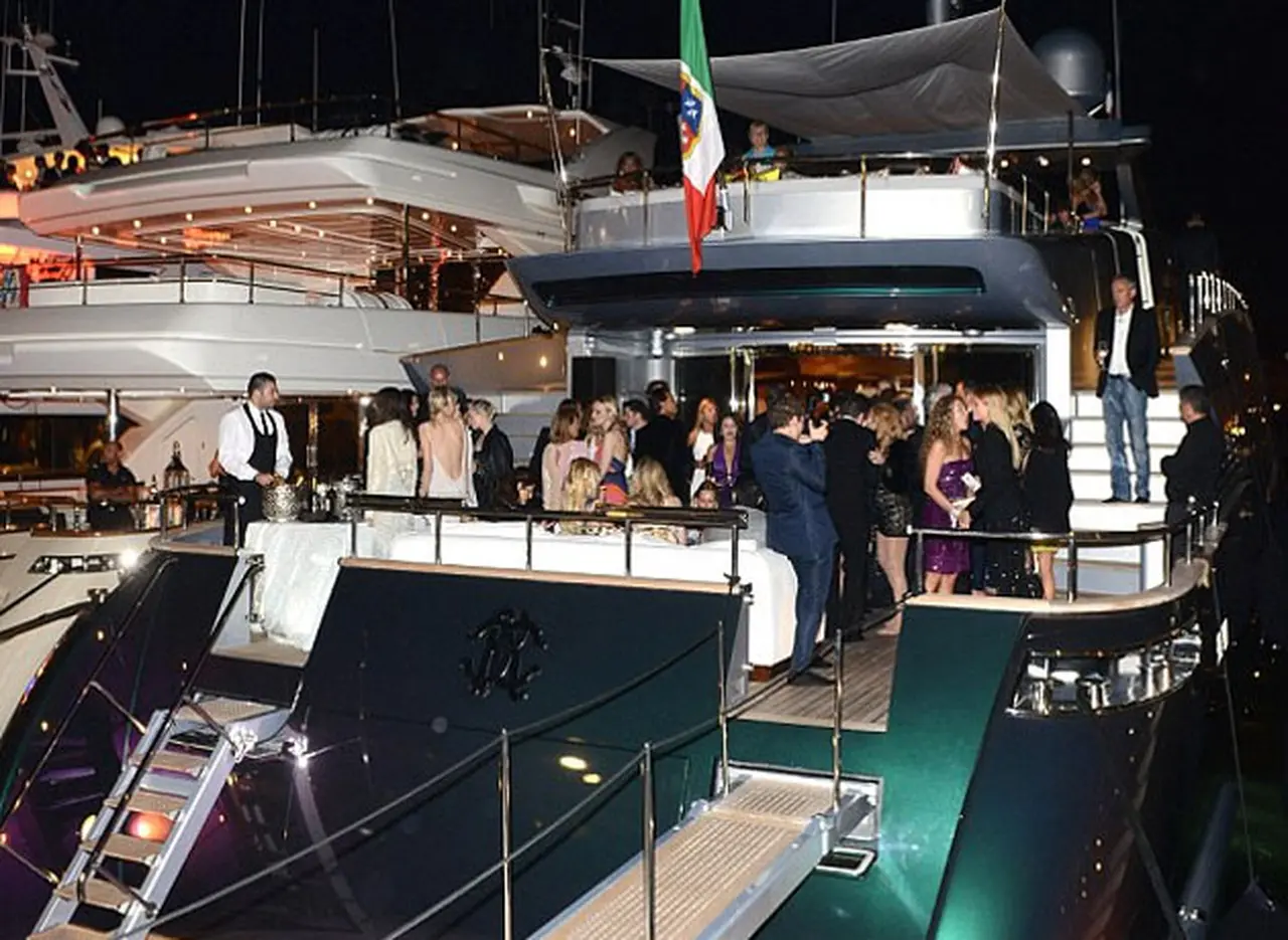 La fiesta más top de Cannes: desde Justin Bieber, hasta John Travolta, todos estuvieron en el yate de Cavalli