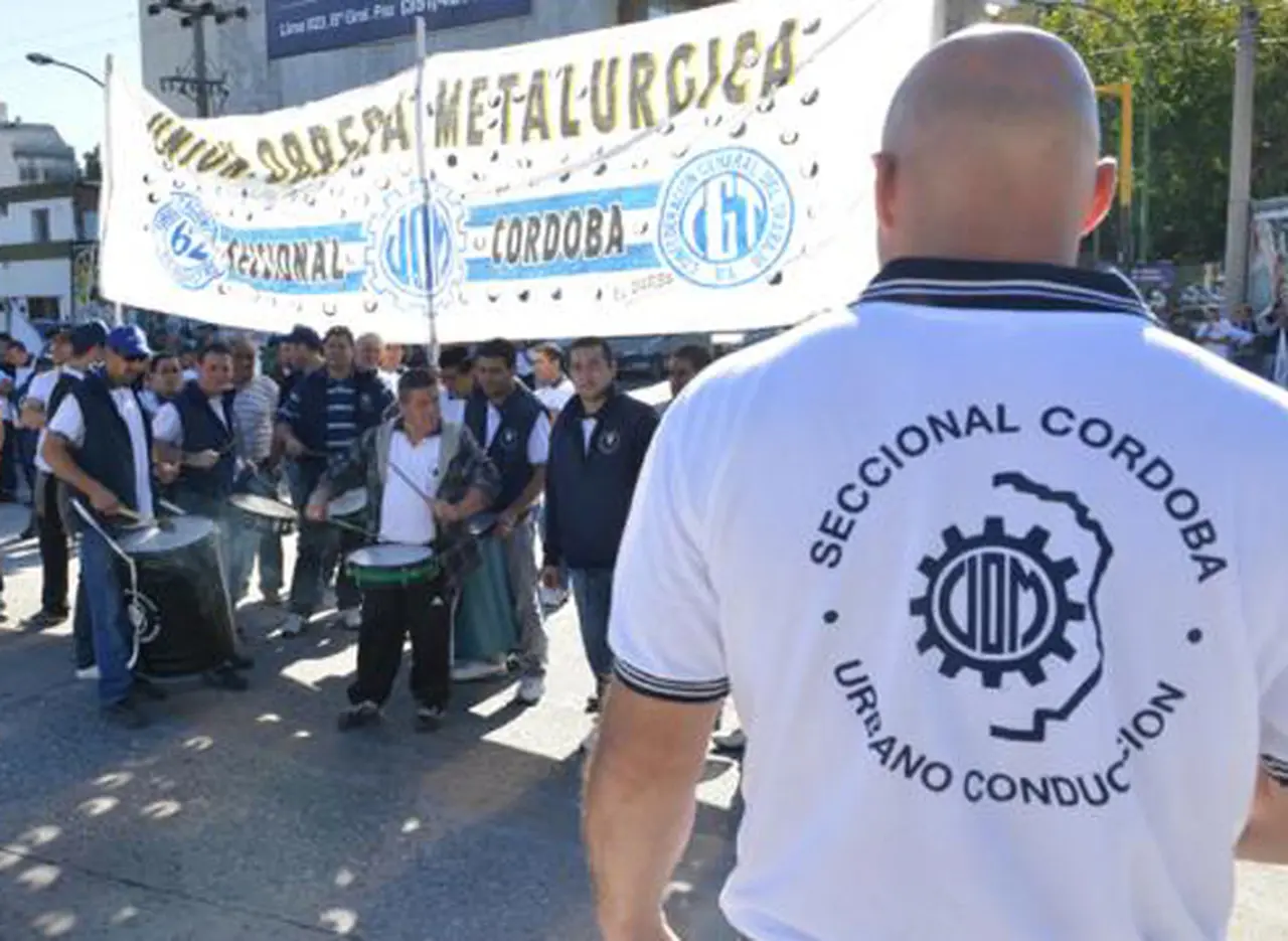 La UOM analiza bloquear los puertos por la apertura de las importaciones