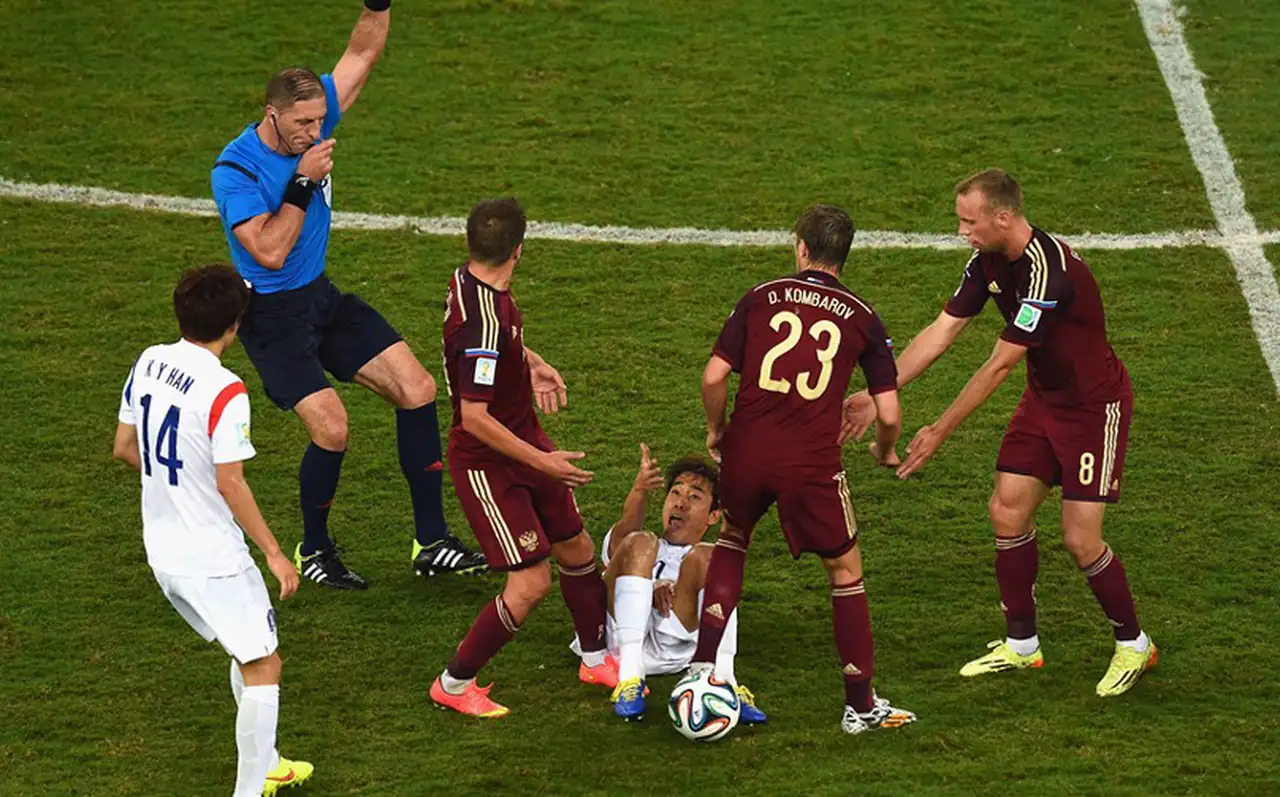 Designaron a Pitana para el partido entre Portugal y Estados Unidos