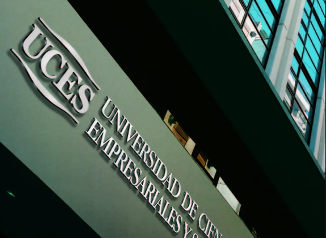 Pacho O'Donnell y Felipe Pigna enseñan en la nueva Especialización en Historia Polí­tica de UCES
