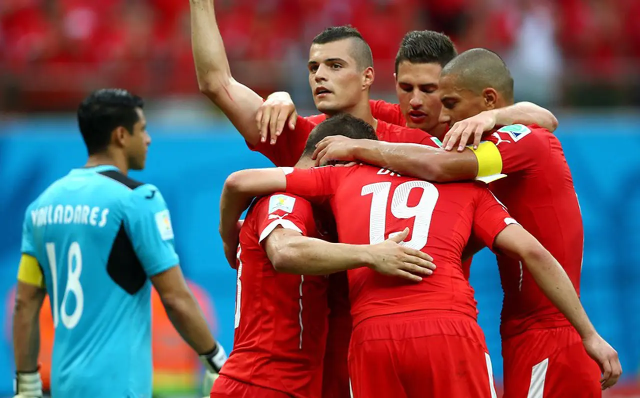 Argentina ya tiene rival: Suiza le ganó a Honduras por 3 a 0 y pasó de ronda como segundo