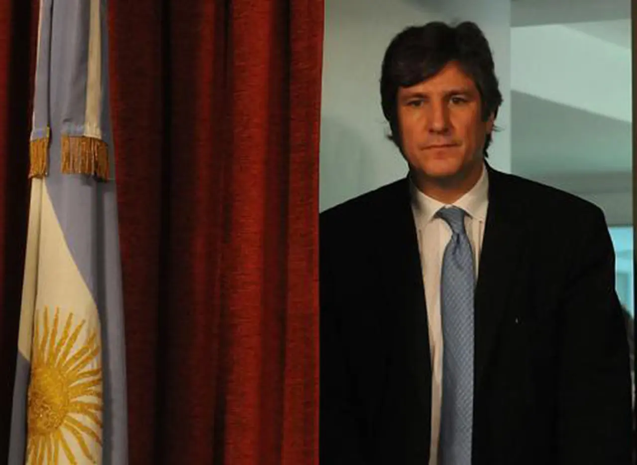 Ciccone: ex asesor de Boudou volaba a Argentina para declarar, pero en pleno viaje se arrepintió