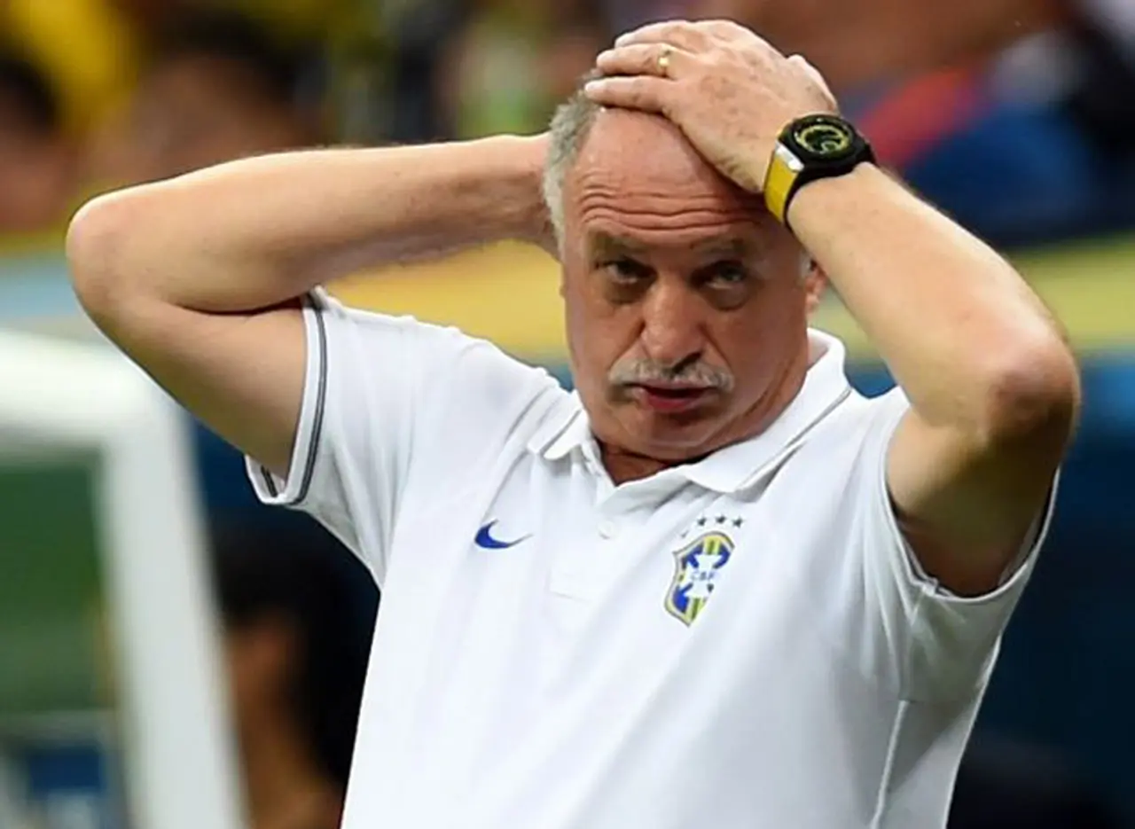 Scolari oficializarí­a hoy su renuncia como DT de Brasil, según medios locales
