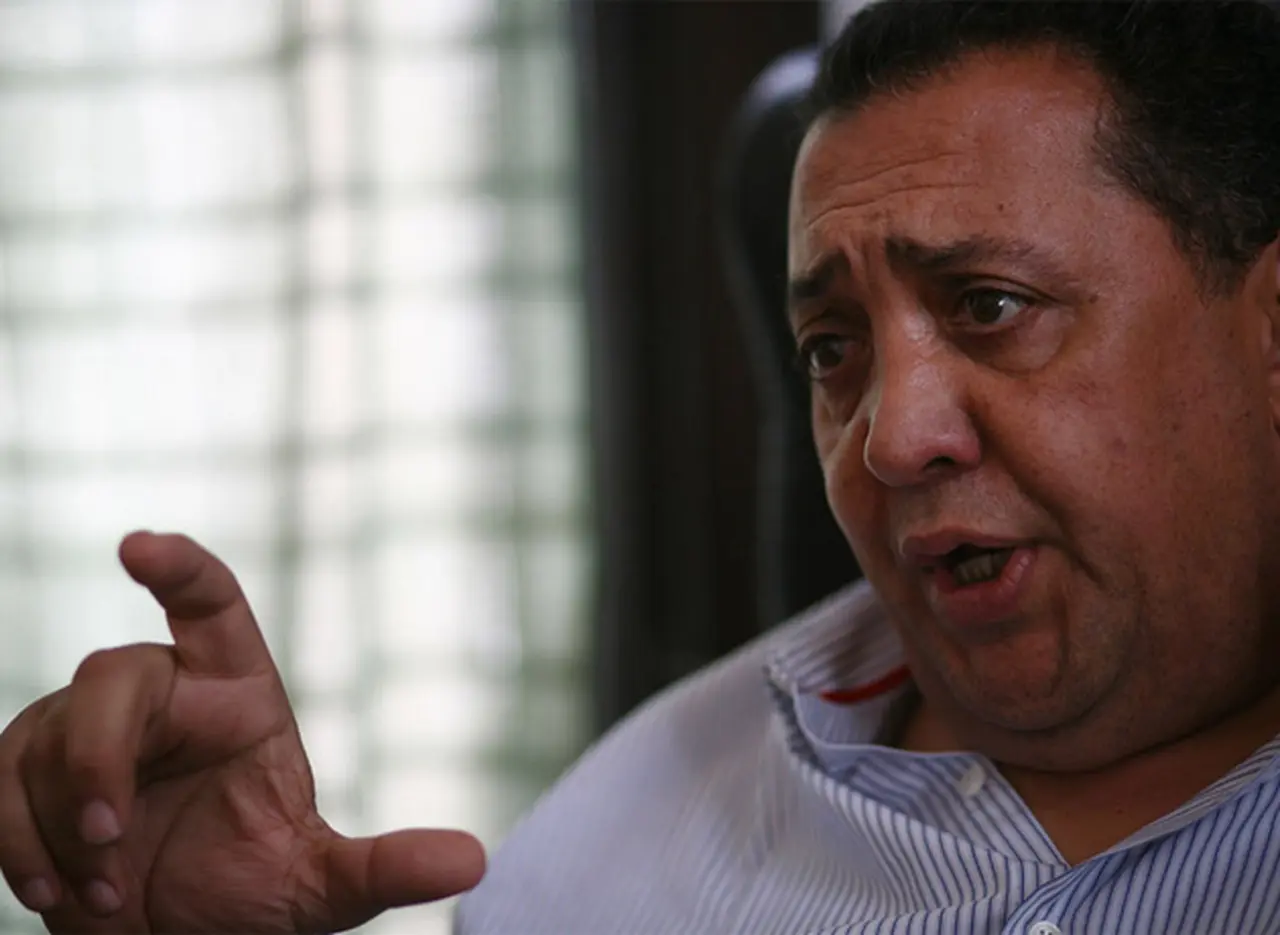Las quejas de Luis D'Elí­a tras el despido de su hijo de la Anses
