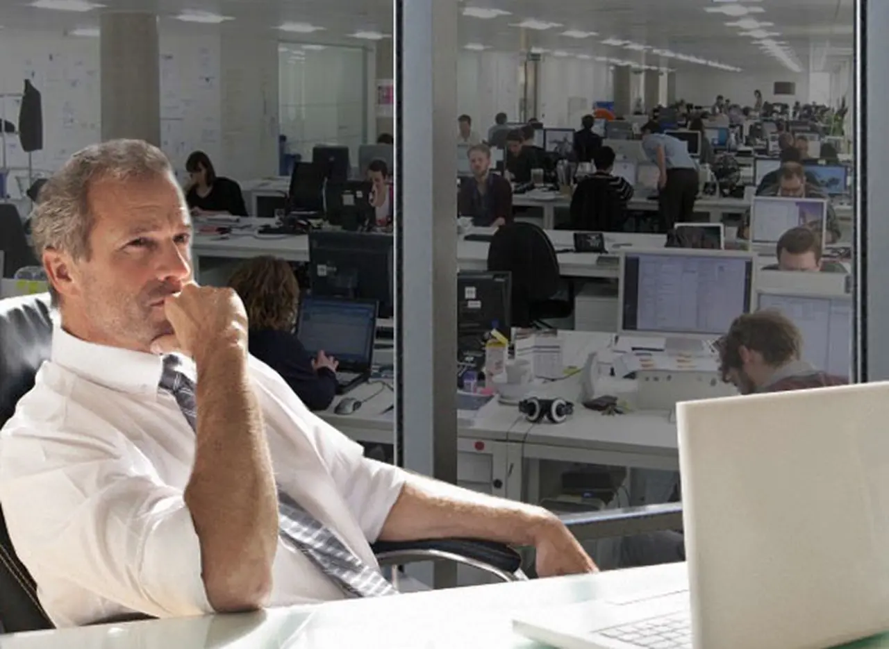 Se agudiza pesimismo de empresarios: congelan inversiones y prevén avanzar en más despidos