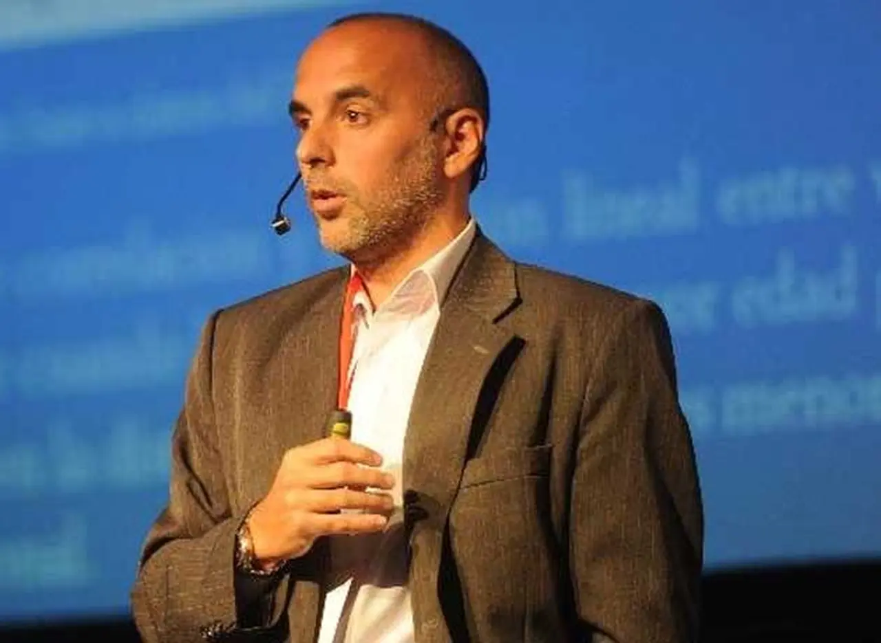 Economista K reconoce una "pequeña pérdida" en el poder adquisitivo