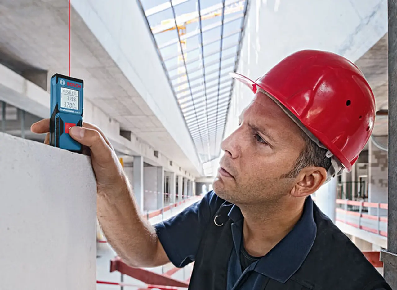 Bosch presentó el medidor de distancia a láser GLM 30
