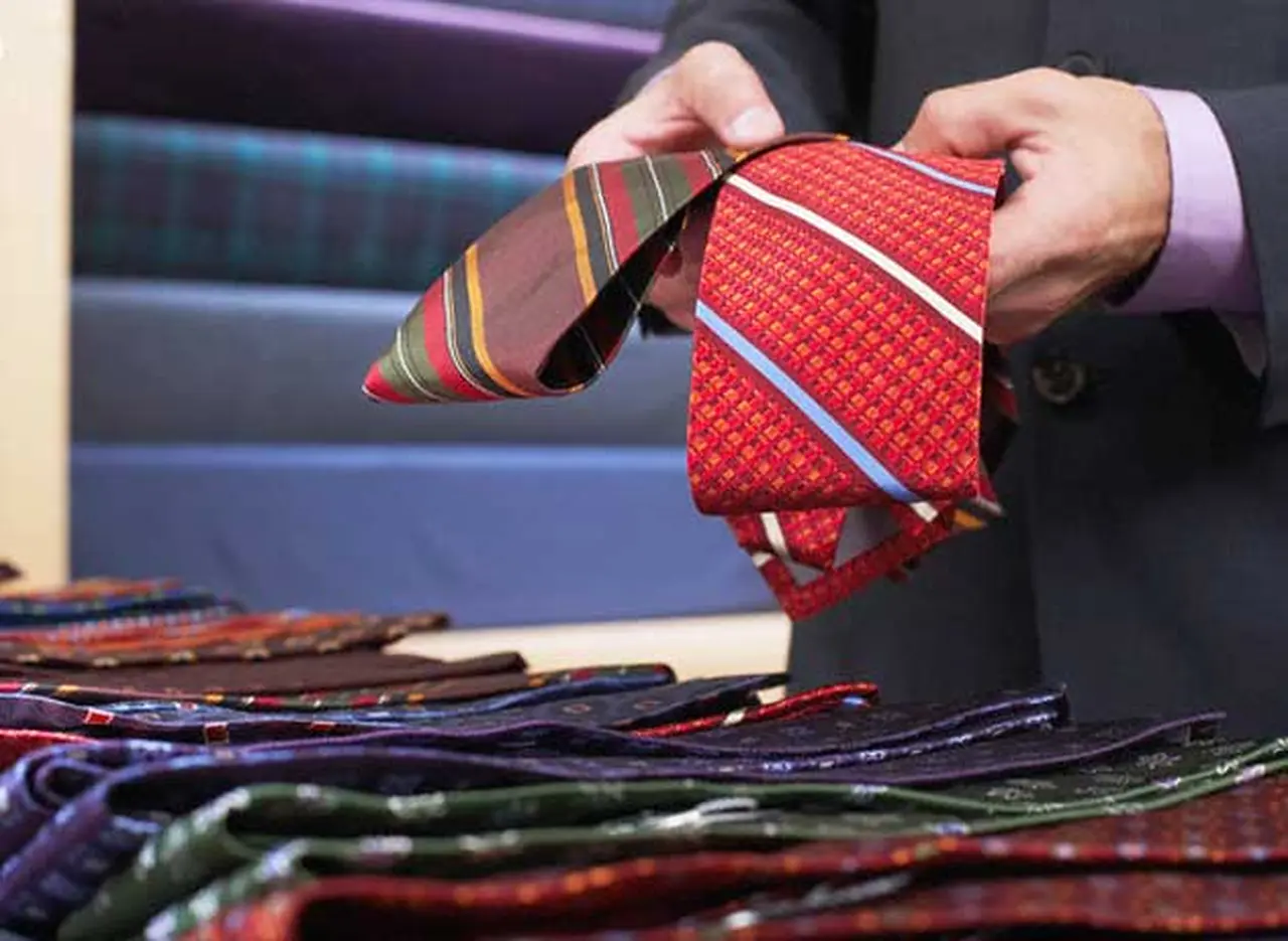 Lo que el color de su corbata dice sobre usted
