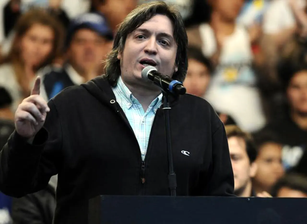"Operativo clamor" para que Máximo sea candidato en territorio de Scioli