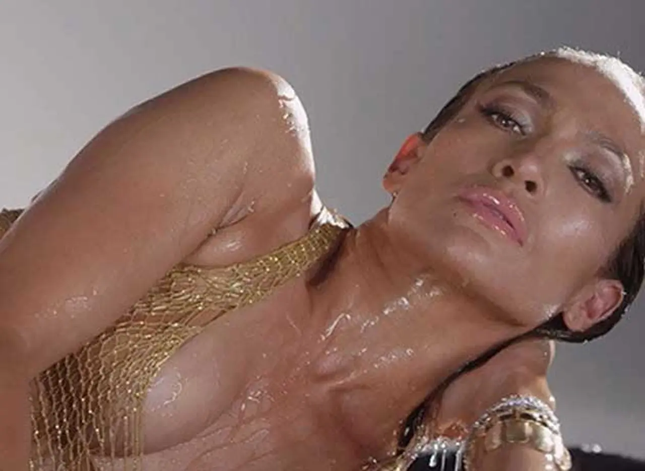 Tras el éxito de su nuevo clip, quieren a JLo como cara de una marca de gel í­ntimo