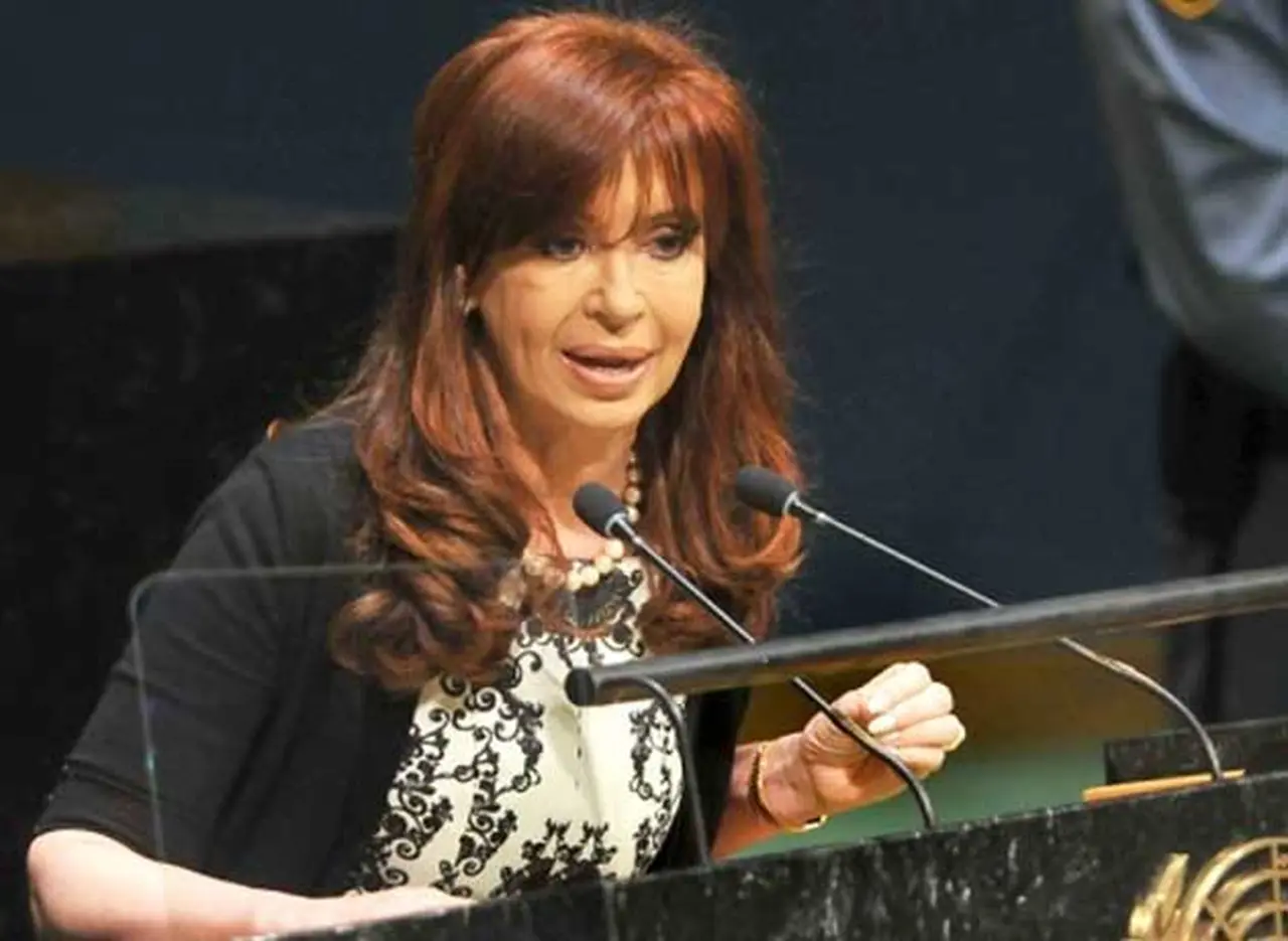 El Consejo Nacional de Mujeres repudió el artí­culo que muestra una Cristina golpeada