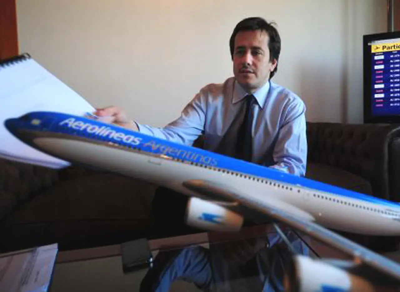 Mariano Recalde advirtió que la nueva gestión en Aerolí­neas "puede terminar en privatización o cierre"
