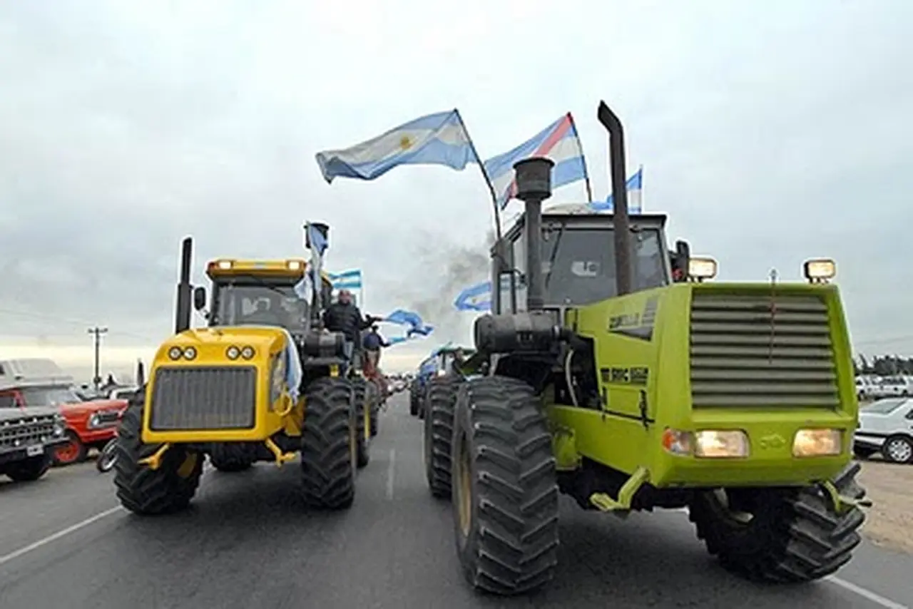 El campo vuelve a las rutas con un "tractorazo" contra la Casa Rosada