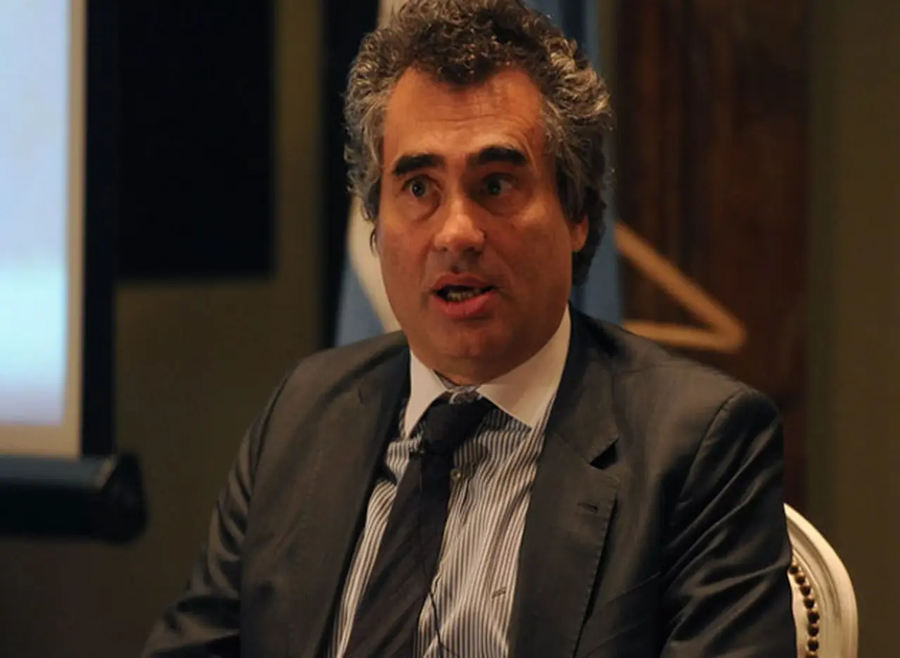 Vanoli defendió control del mercado cambiario: "No es abuso del estado"